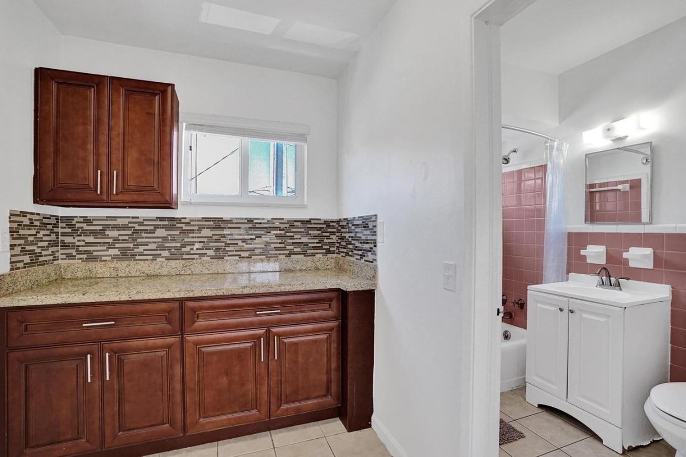 Walk To Dania Beach Christmas Getaway Pool エクステリア 写真